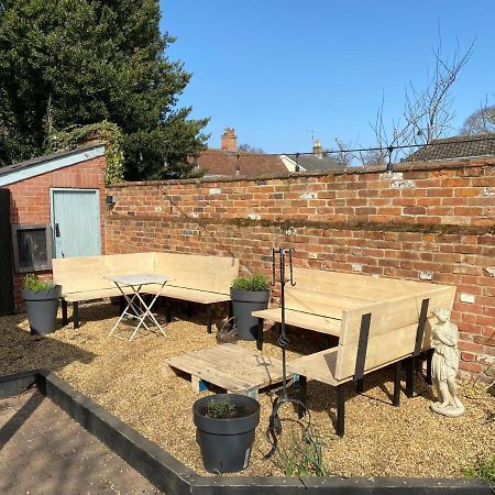 The Cherry Tree Woodbridge Exterior foto
